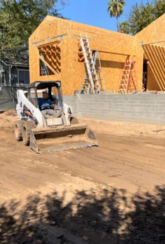 5b54989c-c2bb-47c1-b346-e841a941dd8e